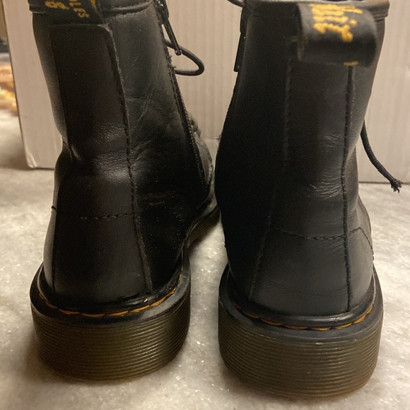 Children’s Dr.Martens UK size 1 US size 2 EU size 33 - Picture 6 of 7
